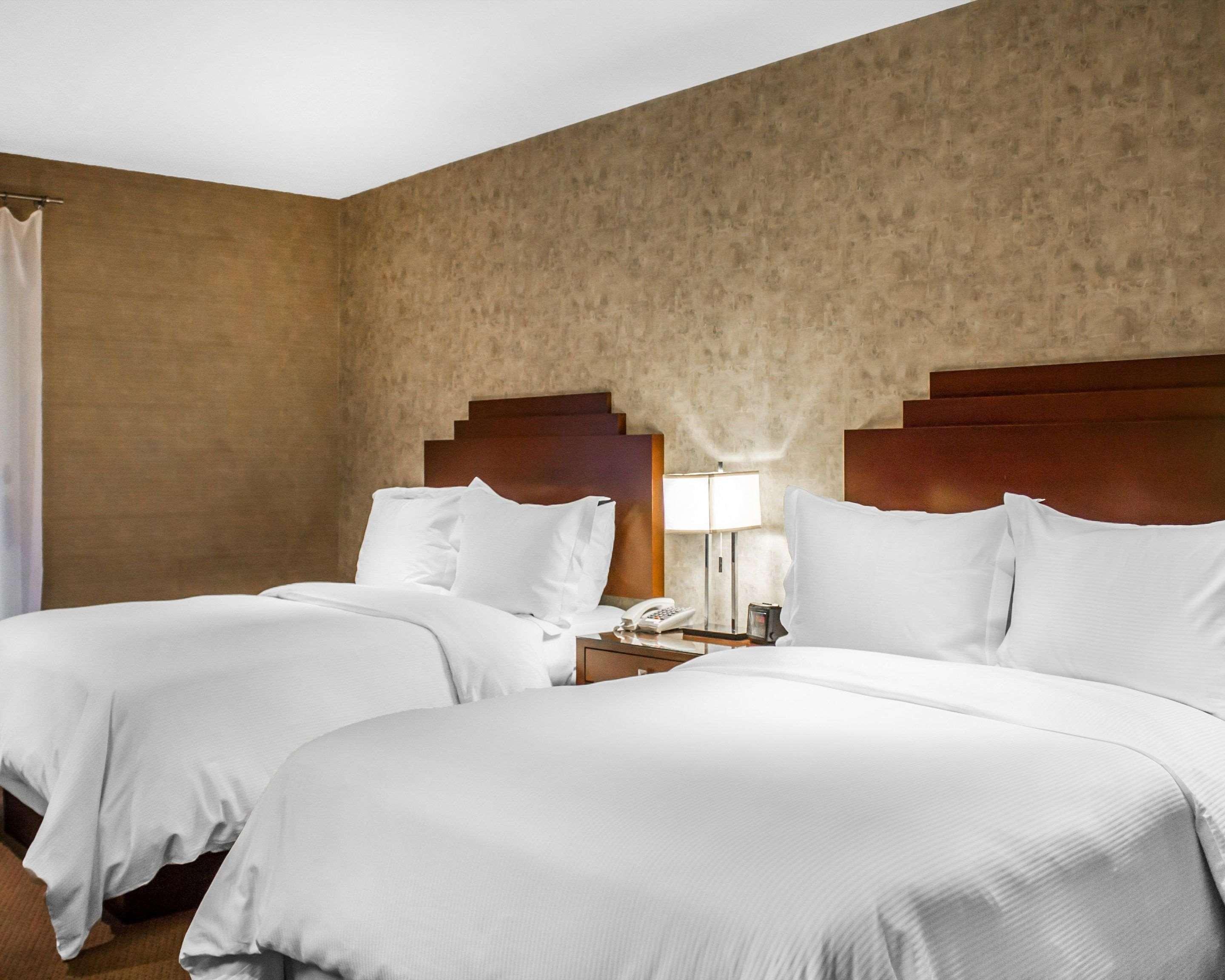 The Woodlands Inn ويلكس بار المظهر الخارجي الصورة