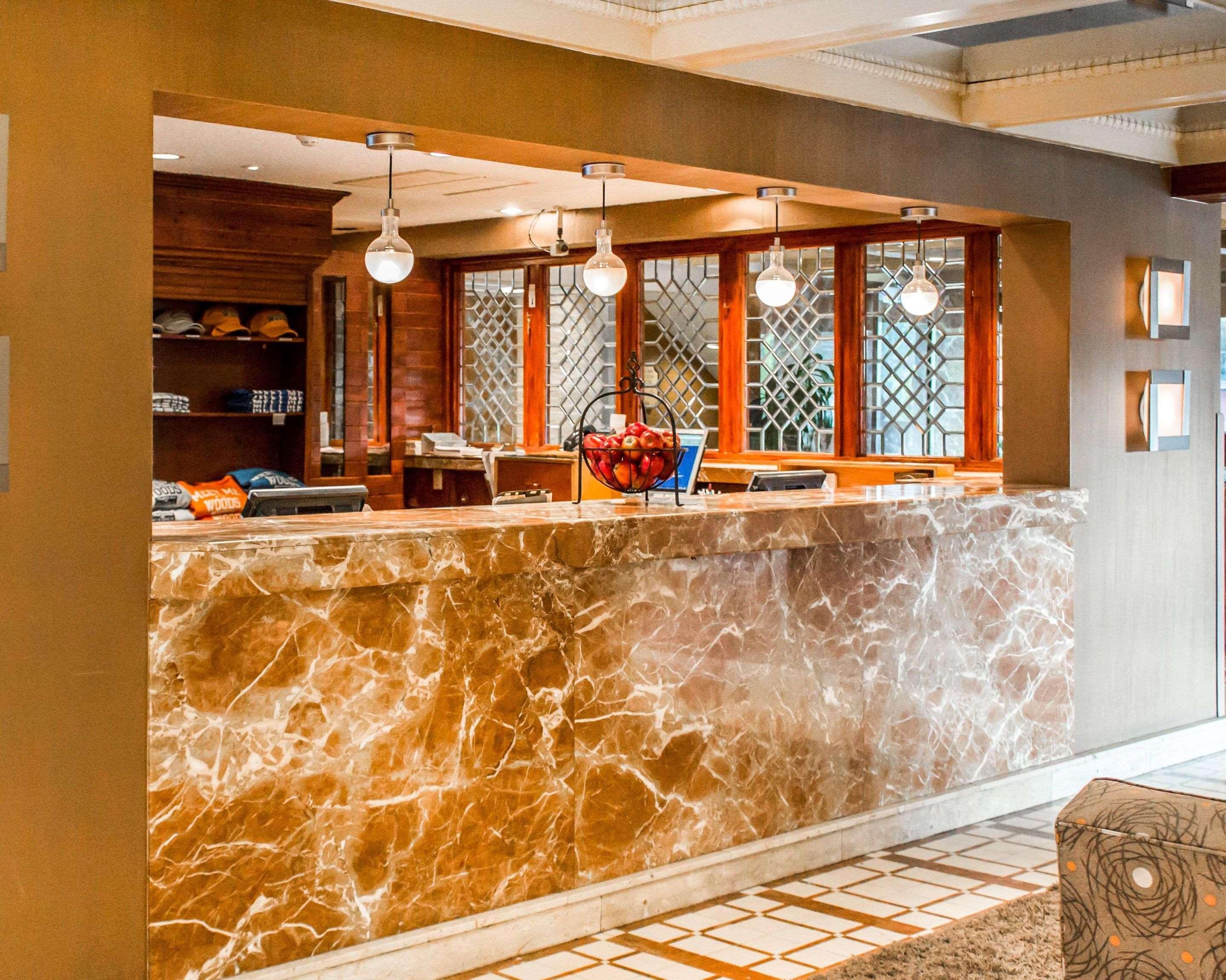 The Woodlands Inn ويلكس بار المظهر الخارجي الصورة