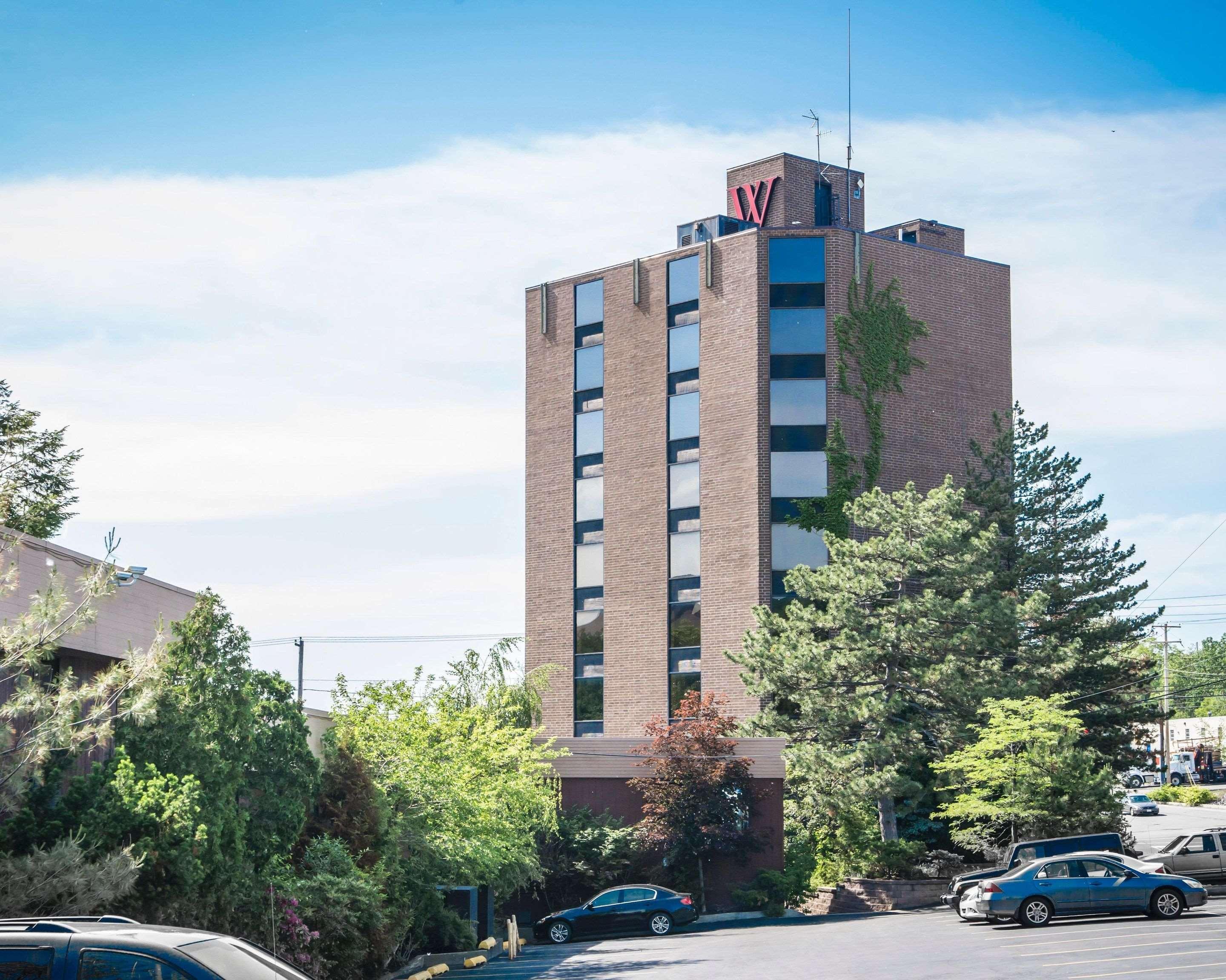 The Woodlands Inn ويلكس بار المظهر الخارجي الصورة