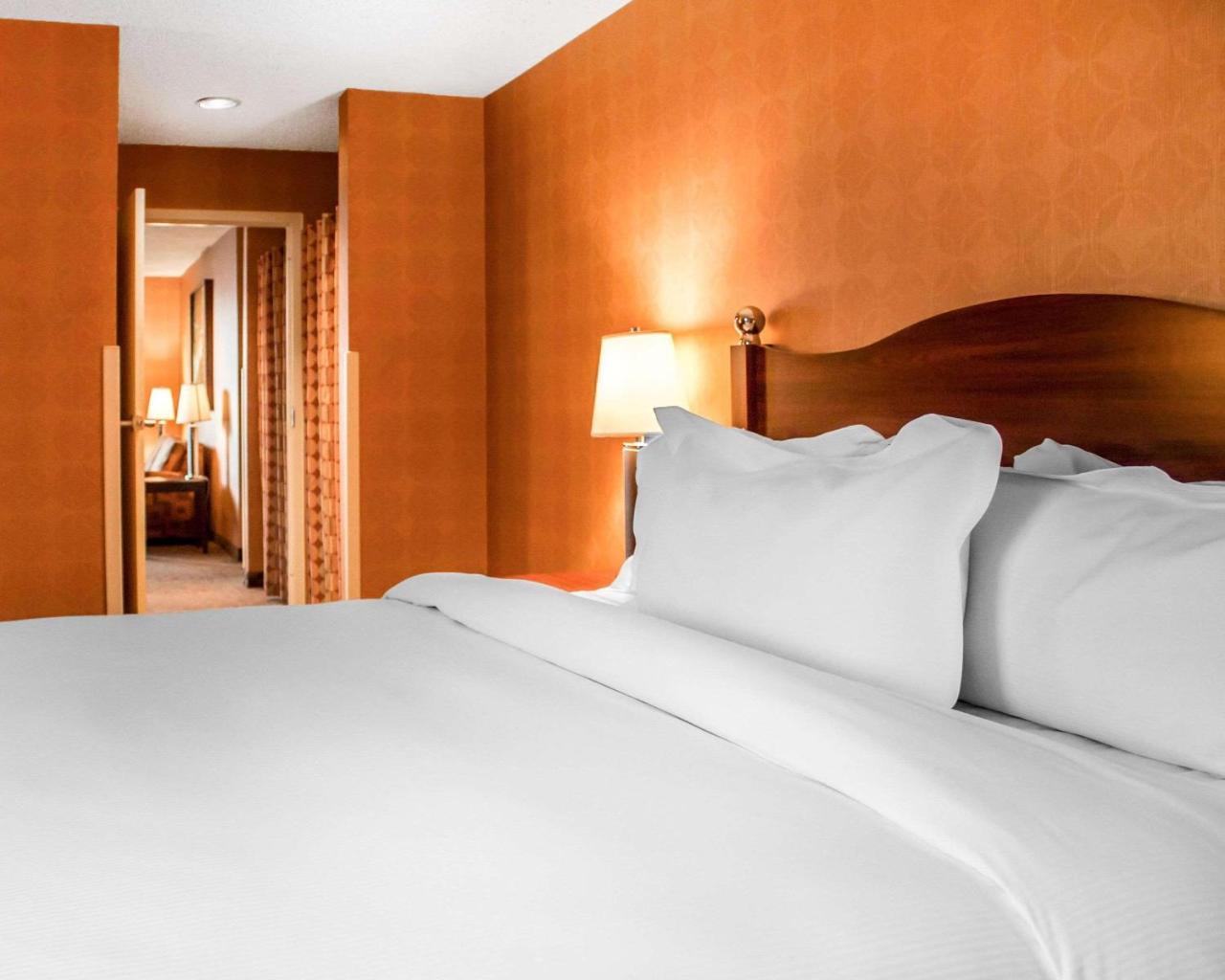 The Woodlands Inn ويلكس بار المظهر الخارجي الصورة